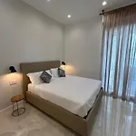Domus Milone Bed & Breakfast 3*