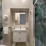 Domus Milone Bed & Breakfast Napoli