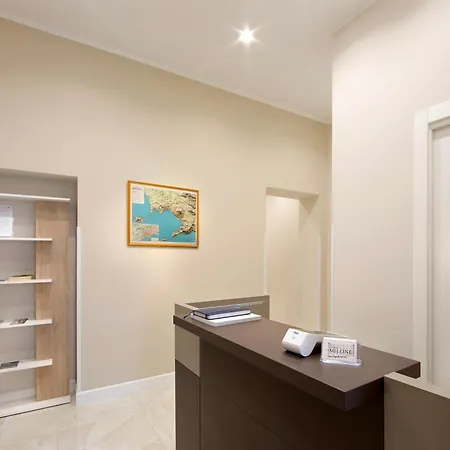 Bed & Breakfast Domus Milone 3*