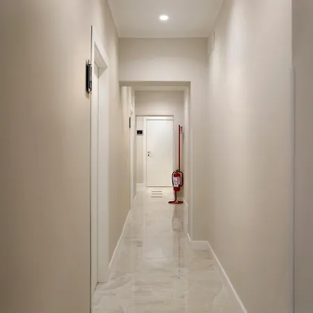 Domus Milone Nocleg ze śniadaniem 3*